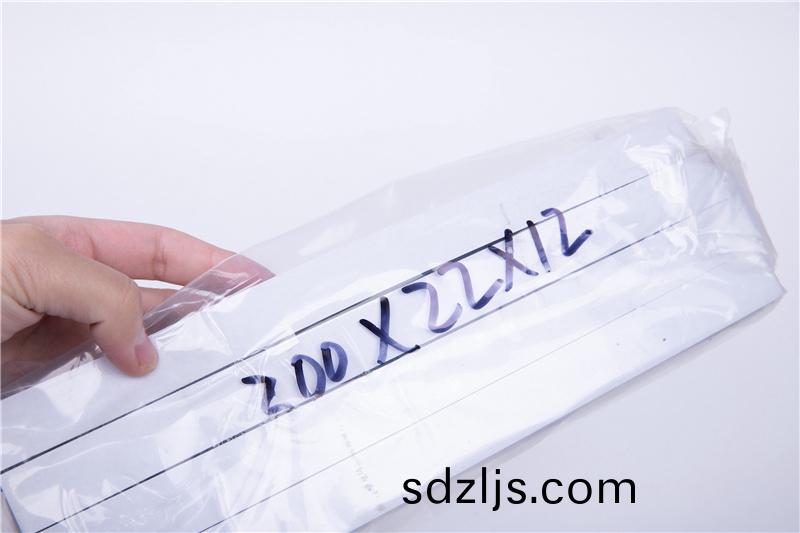 CR減震保(bao)溫條